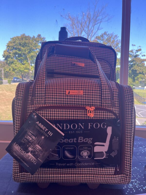 London Fog luggage set