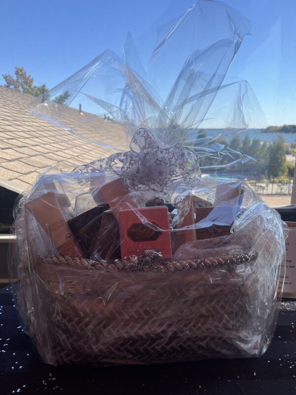 Gift basket, Avon multiple his and her and Spa products